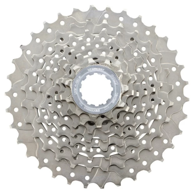 Cassette Shimano Claris CS-HG50 - 8 Vitesses - 11-34 Dents 1 Cassette Shimano Claris CS-HG50 - 8 Vitesses - 11-34 Dents